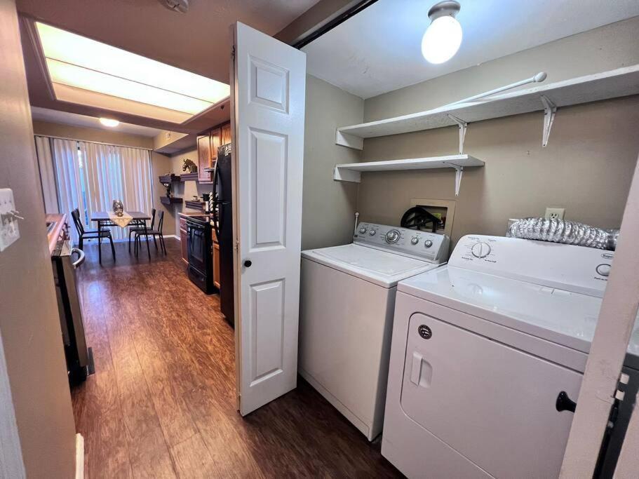 The Cozy Townhouse Wpafb & Wsu Apartment Fairborn Exterior foto